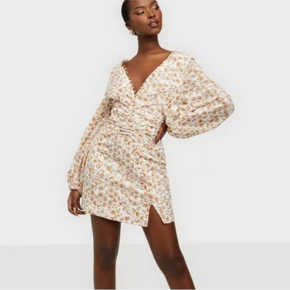 BARDOT Printed Broderie Long Sleeve Minidress In Tan Paisley Size 8/M